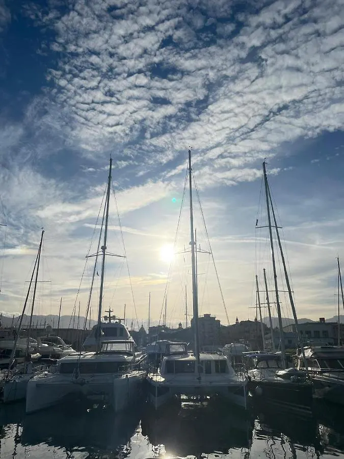 Hotel Giorgia House Boat Palermo 0*,  Italien