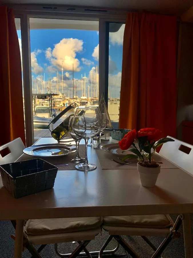 Botel Hotel Giorgia House Boat Palermo Italien